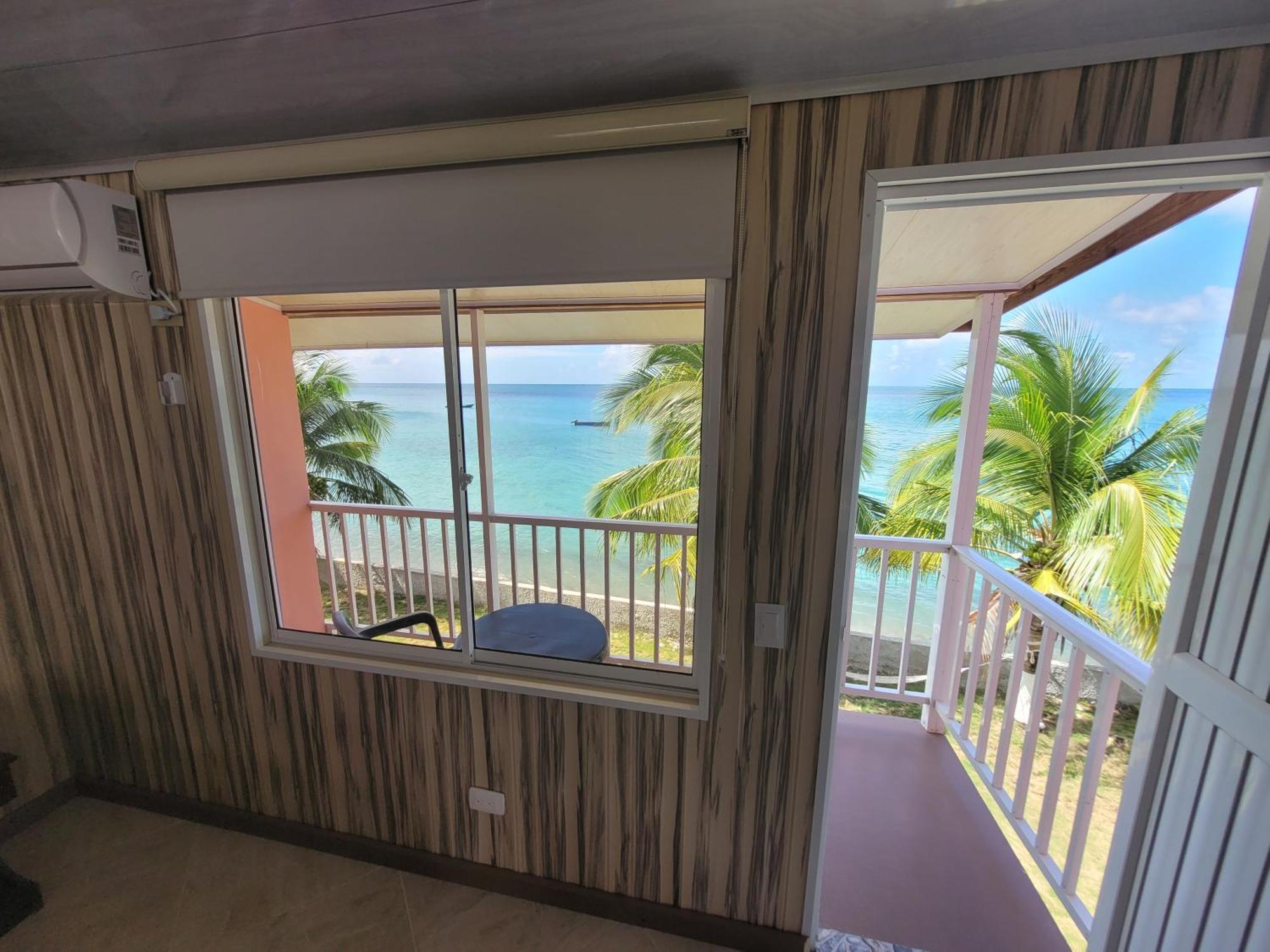 Hotel Posada Del Mar Fresh Water Bay Екстериор снимка