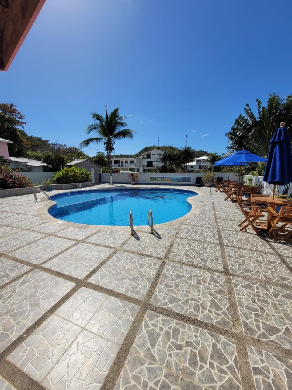 Hotel Posada Del Mar Fresh Water Bay Екстериор снимка